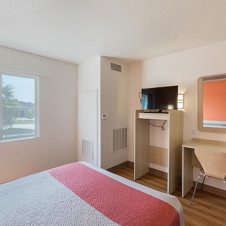 Motel 6-Columbia, Sc - Fort Jackson Area Eksteriør bilde