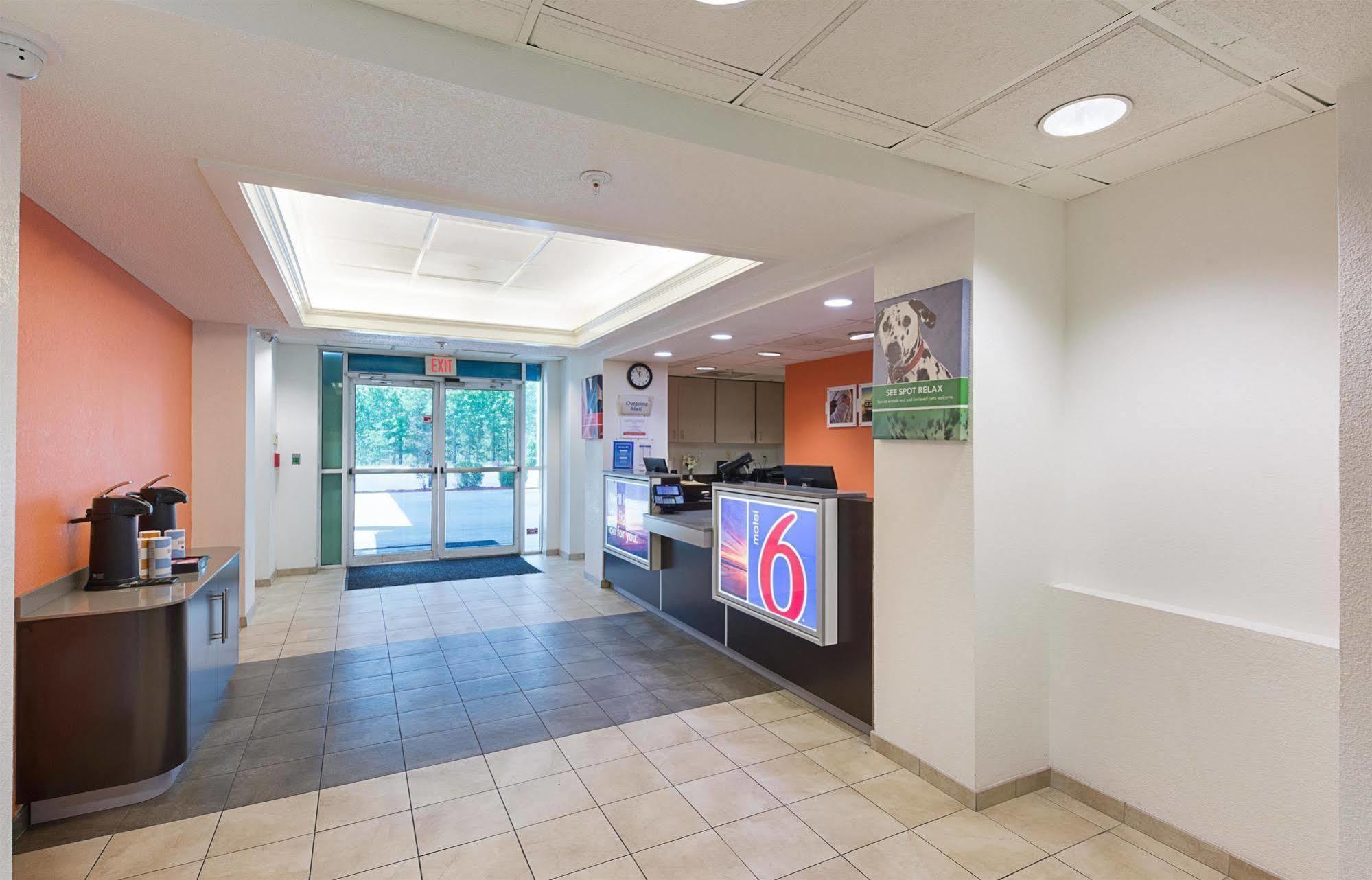 Motel 6-Columbia, Sc - Fort Jackson Area Eksteriør bilde